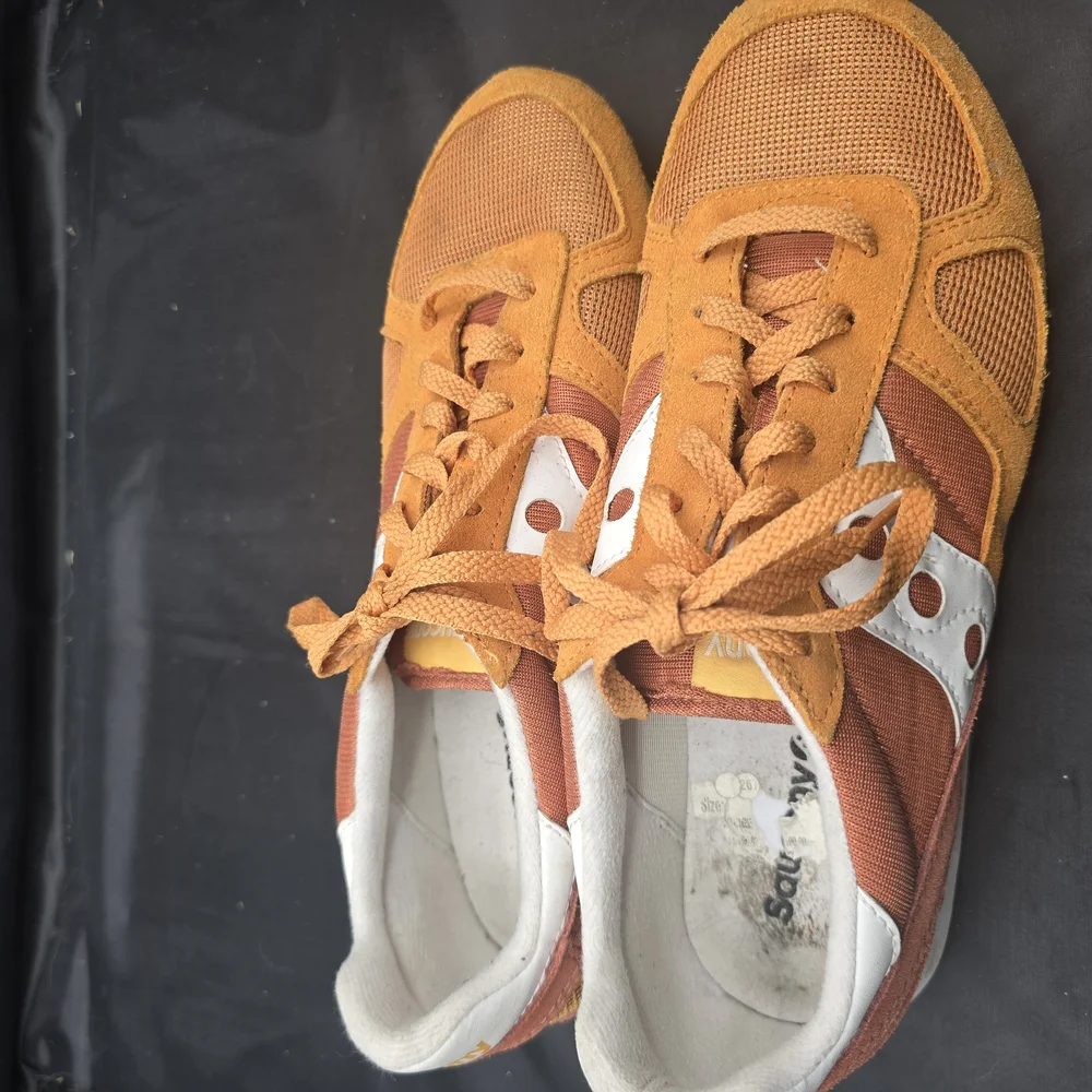 Saucony Orange and White Athletic‎ Sneakers